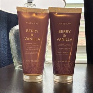 Mary Kay  LTD Berry & Vanilla Body Wash and Lotion Set- NEW!